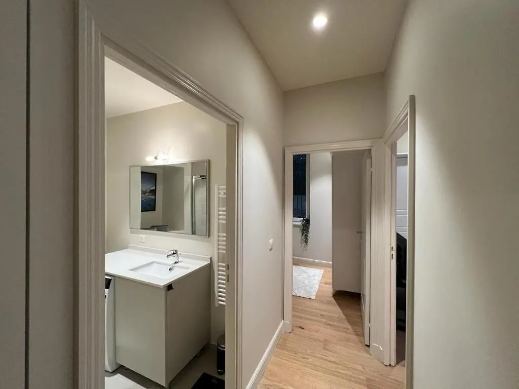 Appartement Situe Au Centre Ville De Канны 0*,