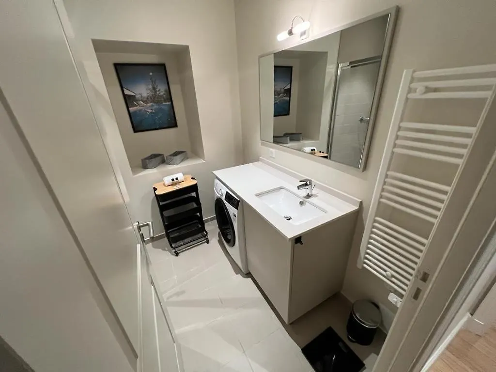 Apartment Appartement Situe Au Centre Ville De Cannes France